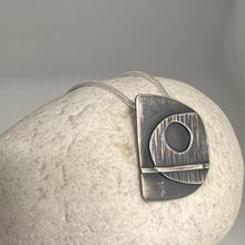 Load image into Gallery viewer, Format pendant oxidised silver