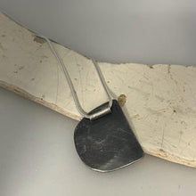 Load image into Gallery viewer, Format pendant oxidised silver