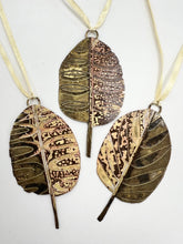 Load image into Gallery viewer, Cotinus decoration in brass