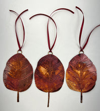Load image into Gallery viewer, Large Cotinus decoration in copper