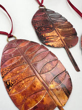Load image into Gallery viewer, Cotinus decoration in copper