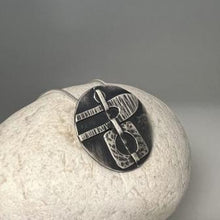 Load image into Gallery viewer, Structure pendant oxidised silver