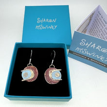 Load image into Gallery viewer, Arc drop earrings