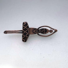 Load image into Gallery viewer, Ballerina brooch