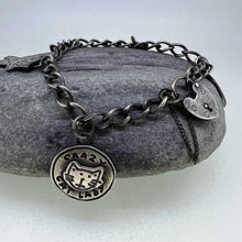 Load image into Gallery viewer, Cat charm bracelet