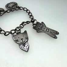 Load image into Gallery viewer, Cat charm bracelet