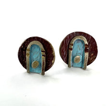 Load image into Gallery viewer, Curves stud earrings
