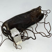 Load image into Gallery viewer, Mermaid's purse sterling silver ring seaweed