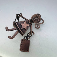 Load image into Gallery viewer, Super shopper brooch