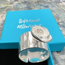 Load image into Gallery viewer, Spiral shell sterling silver adjustable ring