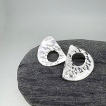 Load image into Gallery viewer, Strata stud earrings sterling silver