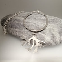 Load image into Gallery viewer, seaweed loop sterling silver long pendant necklace