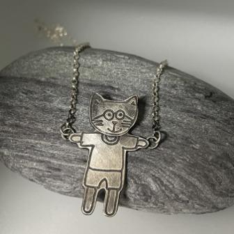 Character cat necklace
