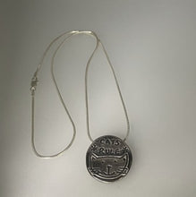 Load image into Gallery viewer, Cats rule necklace