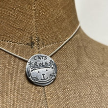 Load image into Gallery viewer, Cats rule necklace
