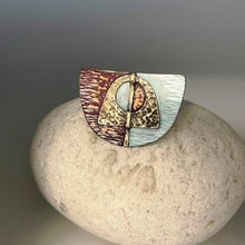 Load image into Gallery viewer, Element brooch