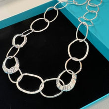 Load image into Gallery viewer, Loopy limpet necklace pendant