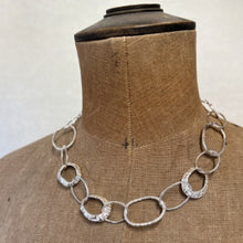 Load image into Gallery viewer, Loopy limpet necklace pendant