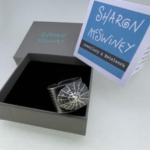 Load image into Gallery viewer, Oxidised Marazion adjustable full limpet shell ring