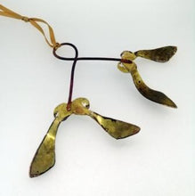 Load image into Gallery viewer, Mistletoe brass metalwork decoration