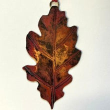 Load image into Gallery viewer, Large oak leaf decoration