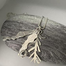 Load image into Gallery viewer, Seaweed & limpet bunch pendant necklace