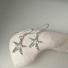 Load image into Gallery viewer, Starfish drop earrings