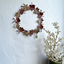 Load image into Gallery viewer, Sycamore leaf metalwork small wreath

