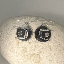 Load image into Gallery viewer, Arc drop earrings oxidised silver
