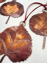 Load image into Gallery viewer, Lime leaf decoration in copper
