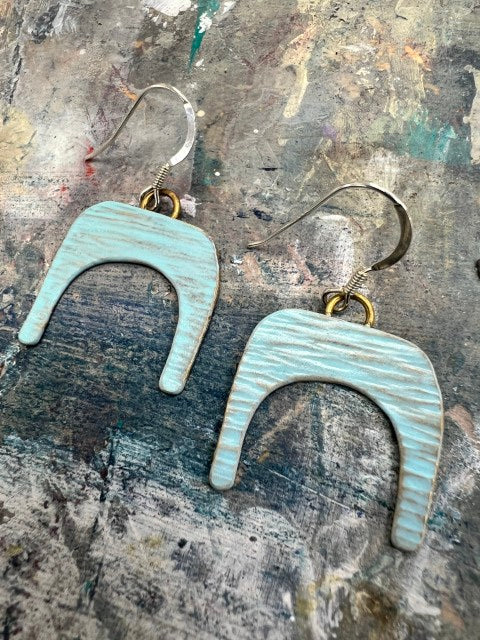 Cut out drop earrings
