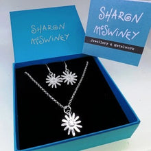 Load image into Gallery viewer, Silver daisy earrings &amp; necklace set
