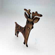 Load image into Gallery viewer, Little deer brooch
