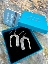 Load image into Gallery viewer, Granite silver earrings
