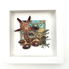 Load image into Gallery viewer, Copper starfish metalwork picture
