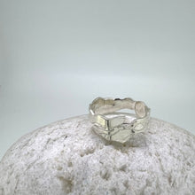 Load image into Gallery viewer, Seaweed sterling silver ring no4
