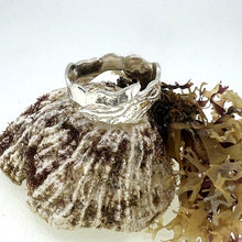 Load image into Gallery viewer, Seaweed sterling silver ring no4
