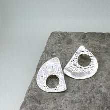 Load image into Gallery viewer, Strata stud earrings sterling silver
