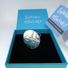Load image into Gallery viewer, Structure ring sterling silver
