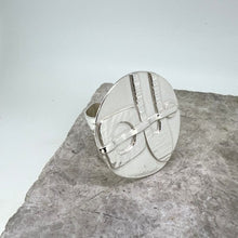 Load image into Gallery viewer, Structure ring sterling silver
