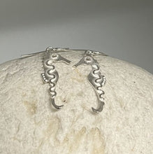 Load image into Gallery viewer, Silver seahorse earrings
