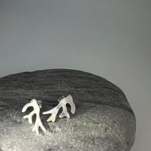 Load image into Gallery viewer, Seaweed frond stud earrings
